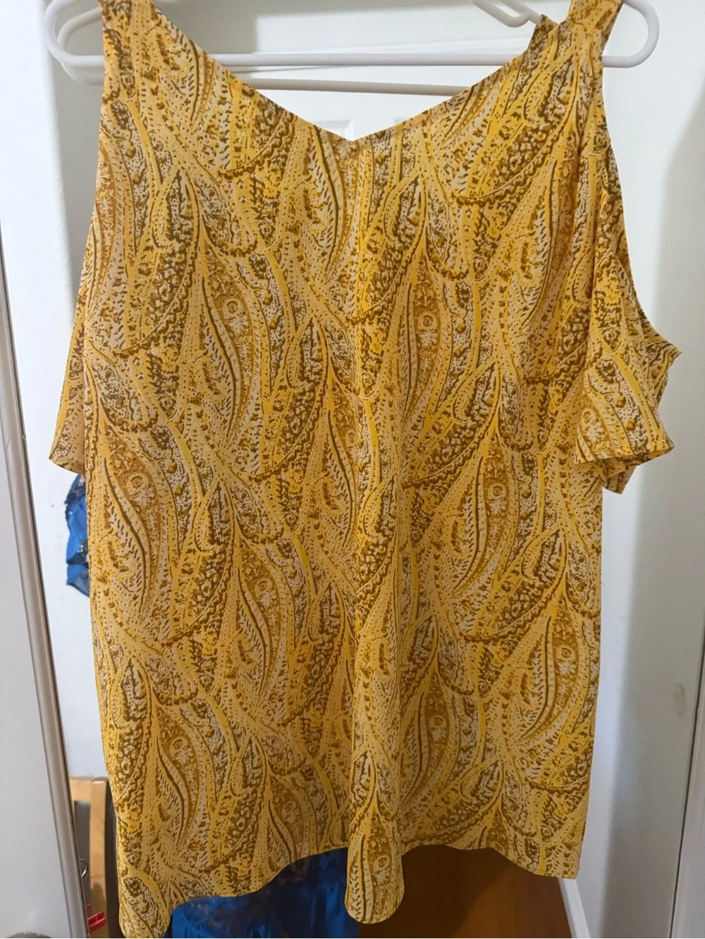 Michael Kors Yellow Paisley V-Neck Blouse cold shoulder blouse  NWT